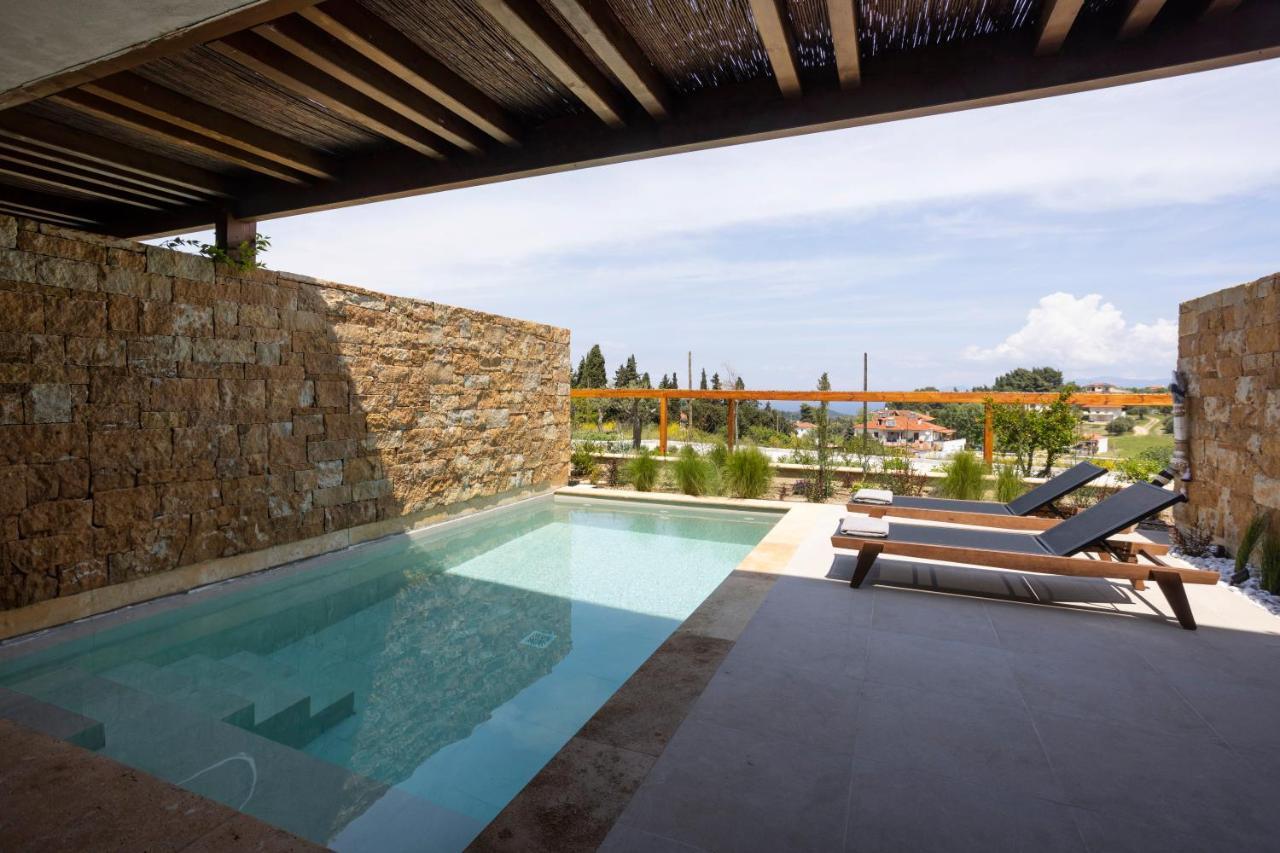 Pnoes Luxury Suites Paliouri Exterior foto